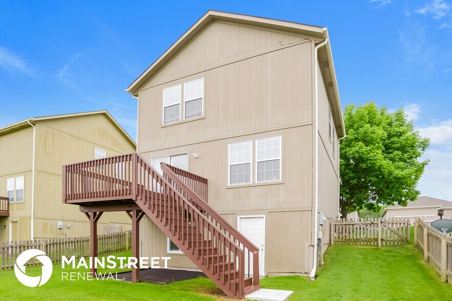 Building Photo - 11006 Highview Rd