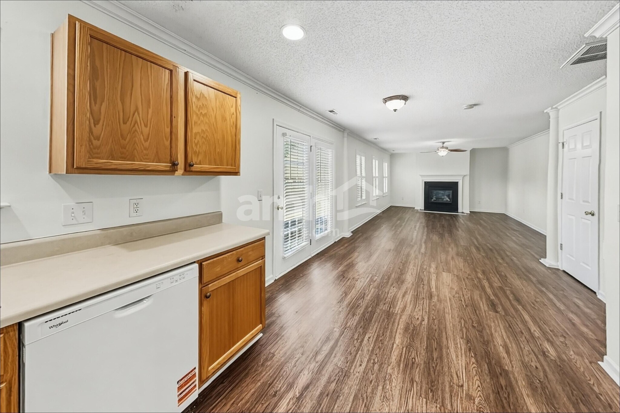 Building Photo - 4015 Shadow Pines Cir