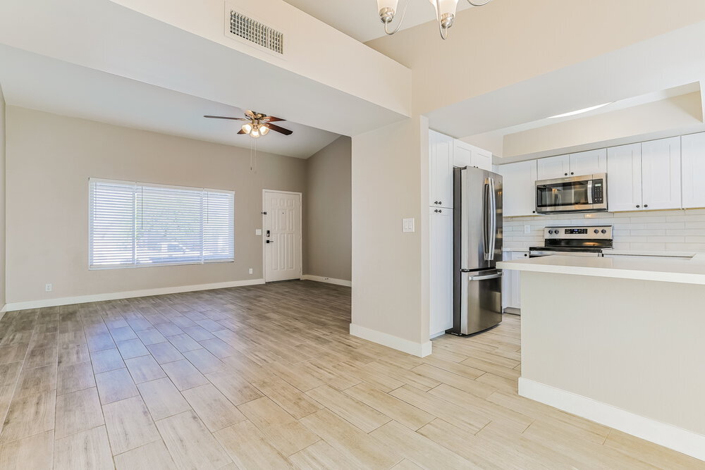 Building Photo - 1415 N Ironwood St