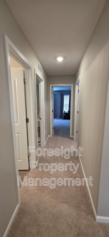 Building Photo - 653 Mill Stone Dr