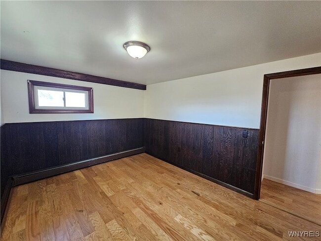 Building Photo - 1970 Sturgeon Point Rd