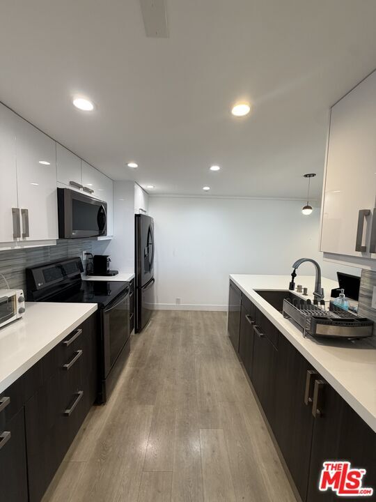 Building Photo - 10535 Wilshire Blvd