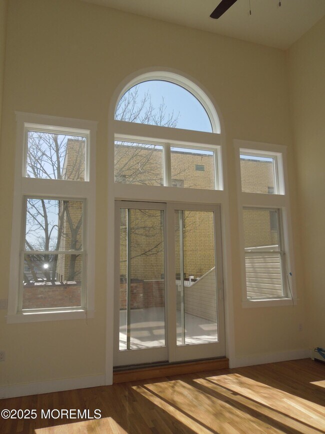 Building Photo - 550 Cookman Ave