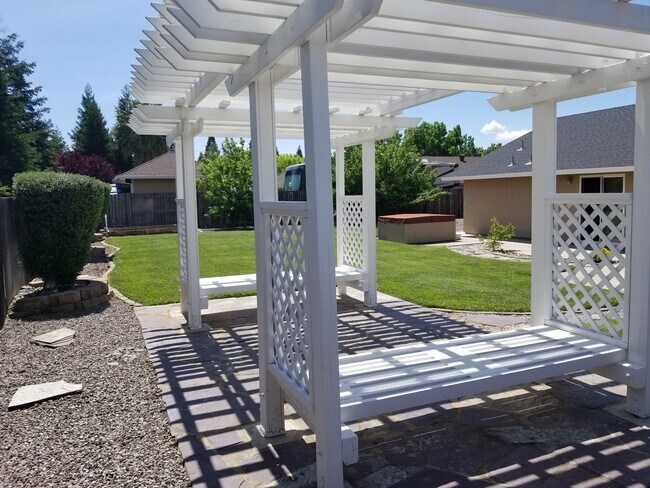 Building Photo - 4057 Saffron Way