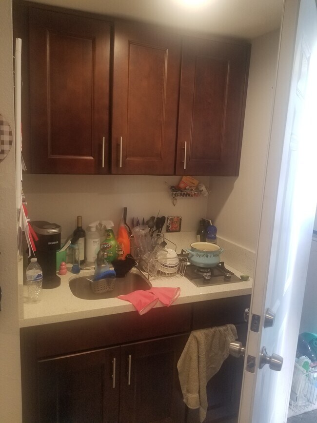 Building Photo - 3500 E 58th St