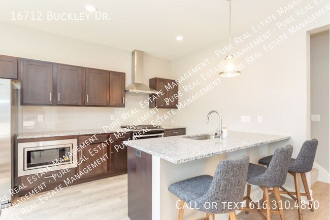 Building Photo - 16712 Buckley Dr