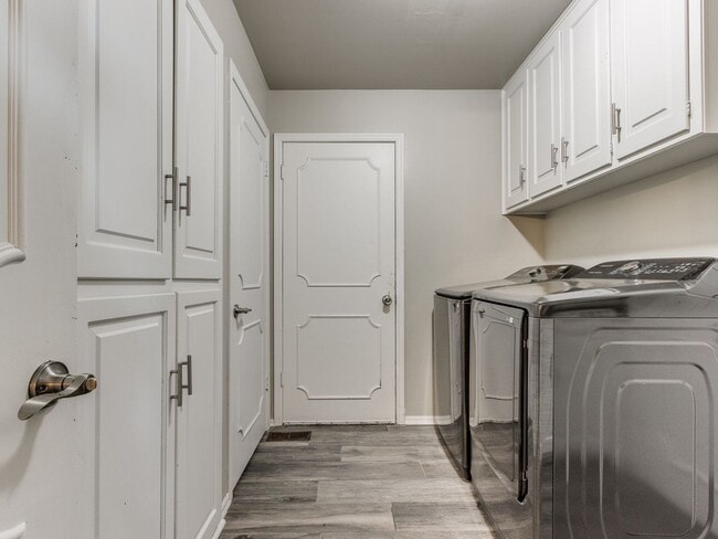 Building Photo - Mid-Term Rental in Glenbrook Addition, Nic...