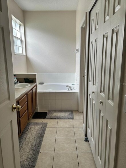 Building Photo - 2469 Guiana Plum Dr