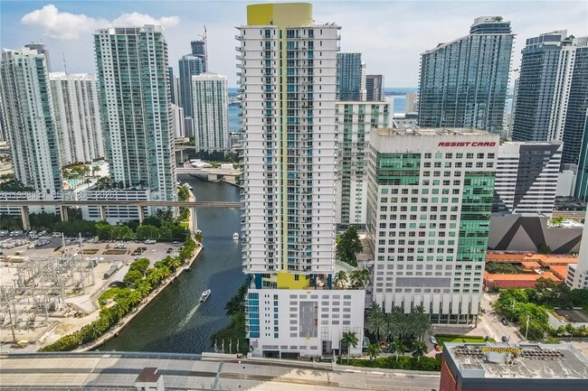 Building Photo - 185 SW 7th St