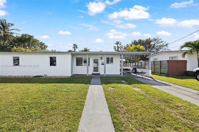 Building Photo - 10750 SW 43rd Ln