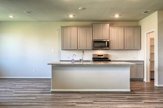 Building Photo - Blue Abbot Drive, Fresno, TX 77545 - 4 BR 2.5 BA single-family home