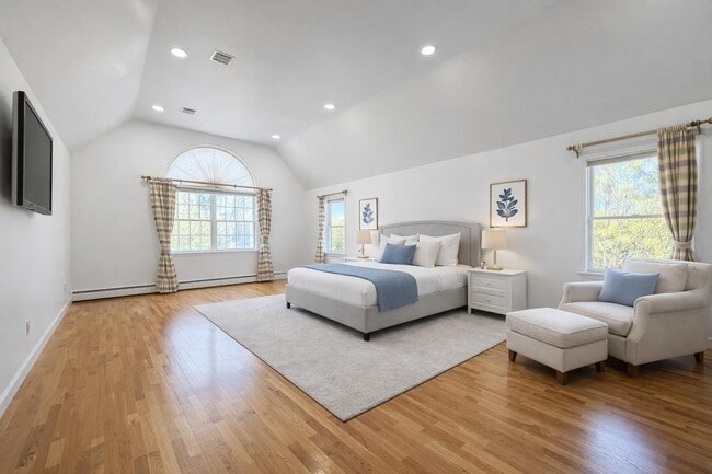 Building Photo - Stunning house for rent!!! With a pool!