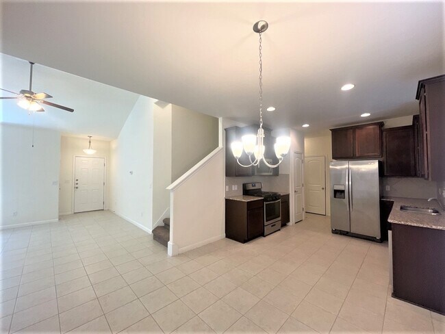 Building Photo - 153 Pine Island Ln
