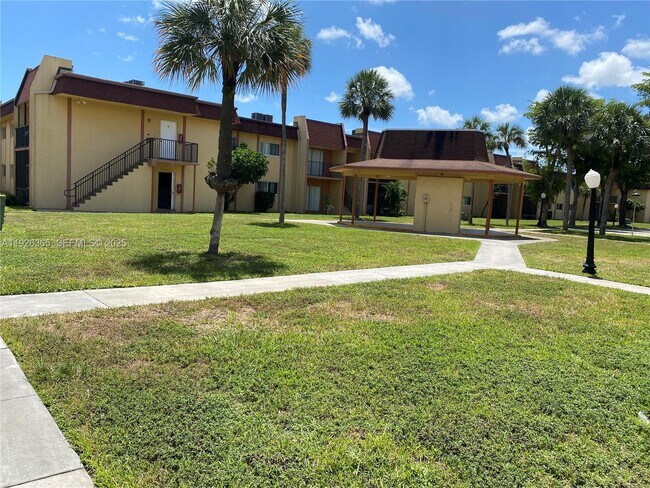 Building Photo - 2840 NW 55th Ave