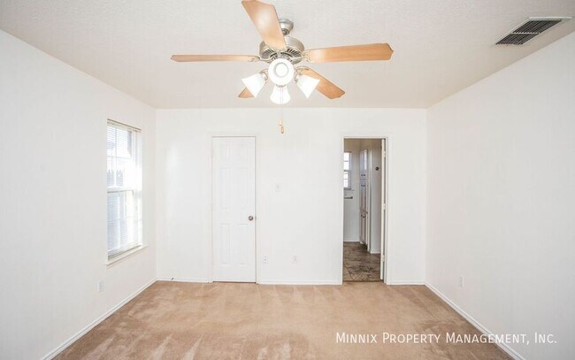 Building Photo - 6704 9th St