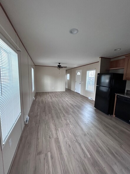 Building Photo - 6 Deer Run Pky