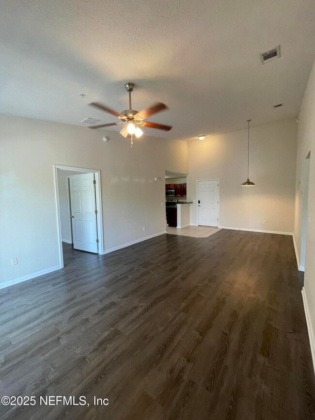 Building Photo - 6965 Ortega Woods Dr