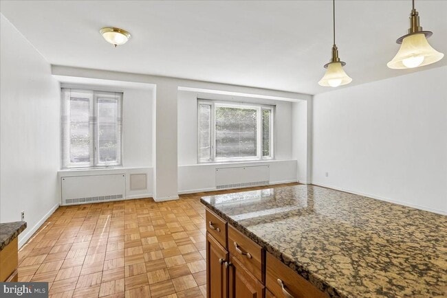 Building Photo - 2475 Virginia Ave NW