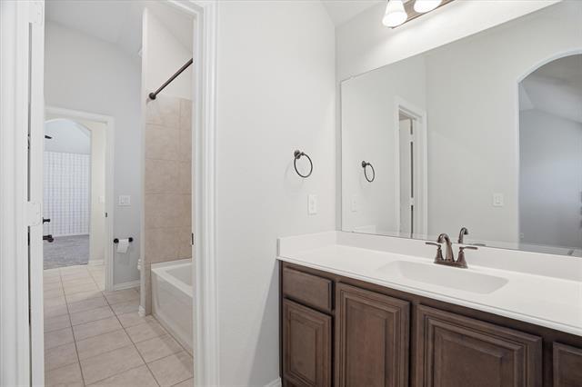 Building Photo - 7228 Windy Ridge Dr