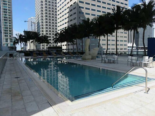 Building Photo - 325 S Biscayne Blvd