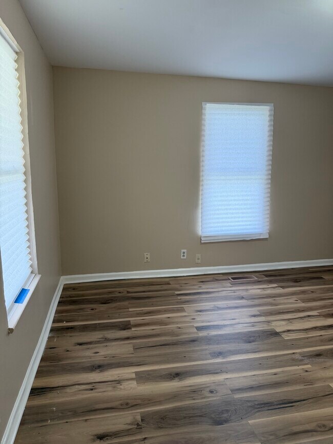 Building Photo - 1314 Brookside Ave