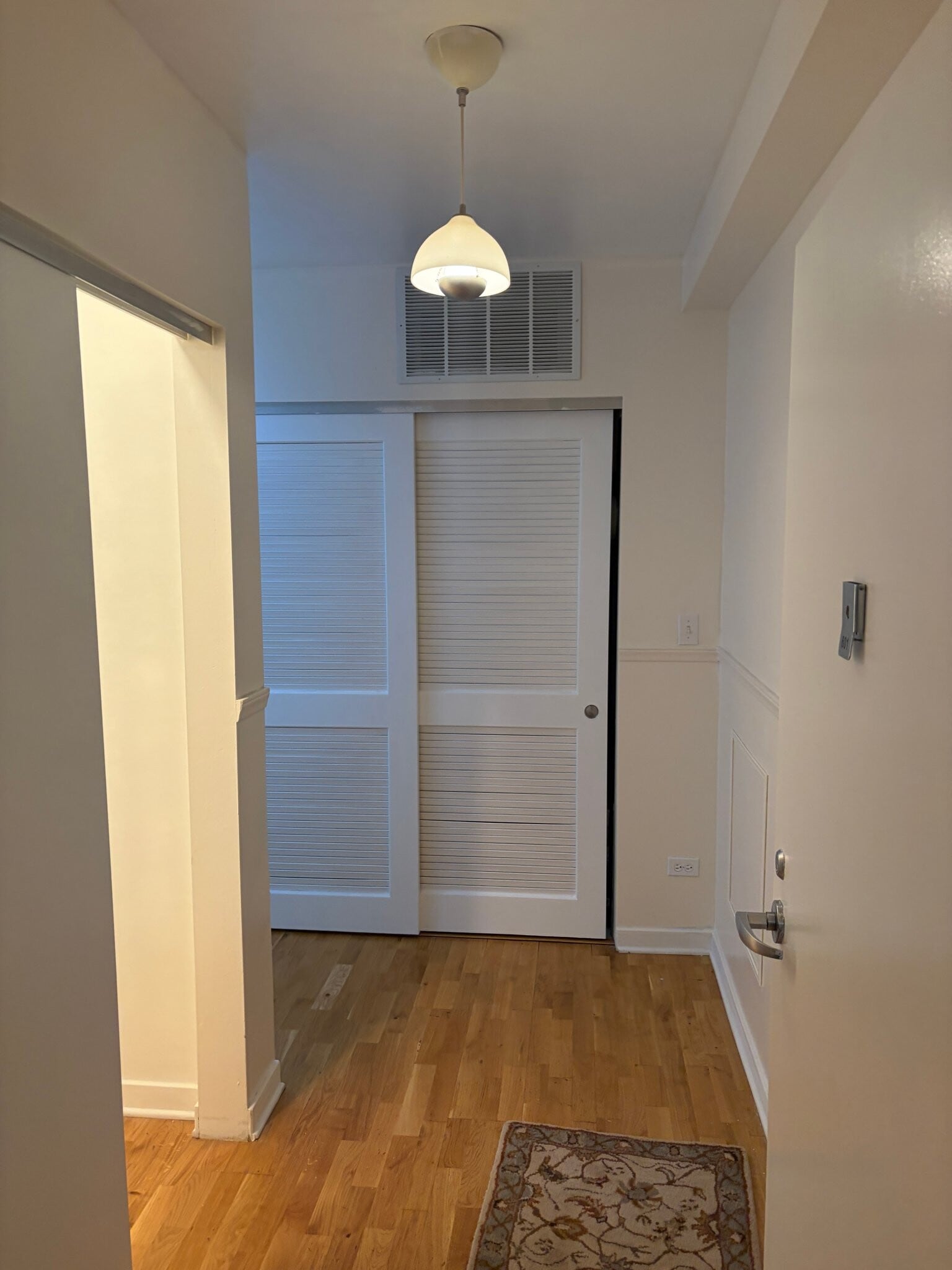 Building Photo - 4537 S Drexel Blvd