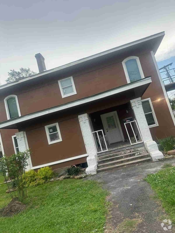 Building Photo - 1349 W Kirby Pl