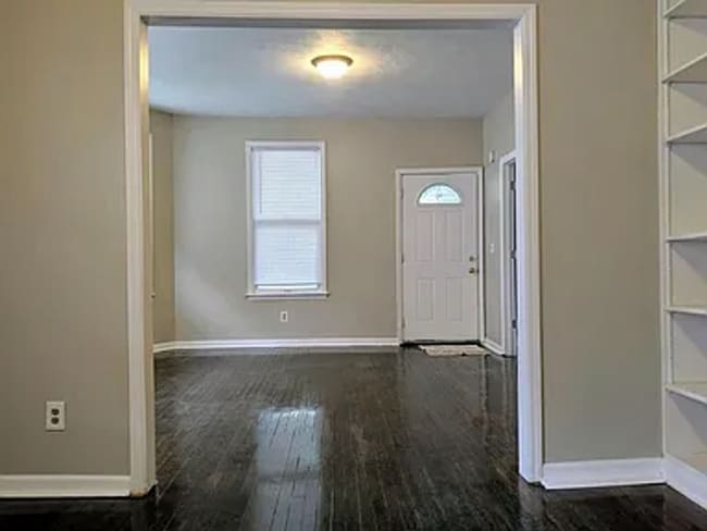 Building Photo - 1014 N 32nd St