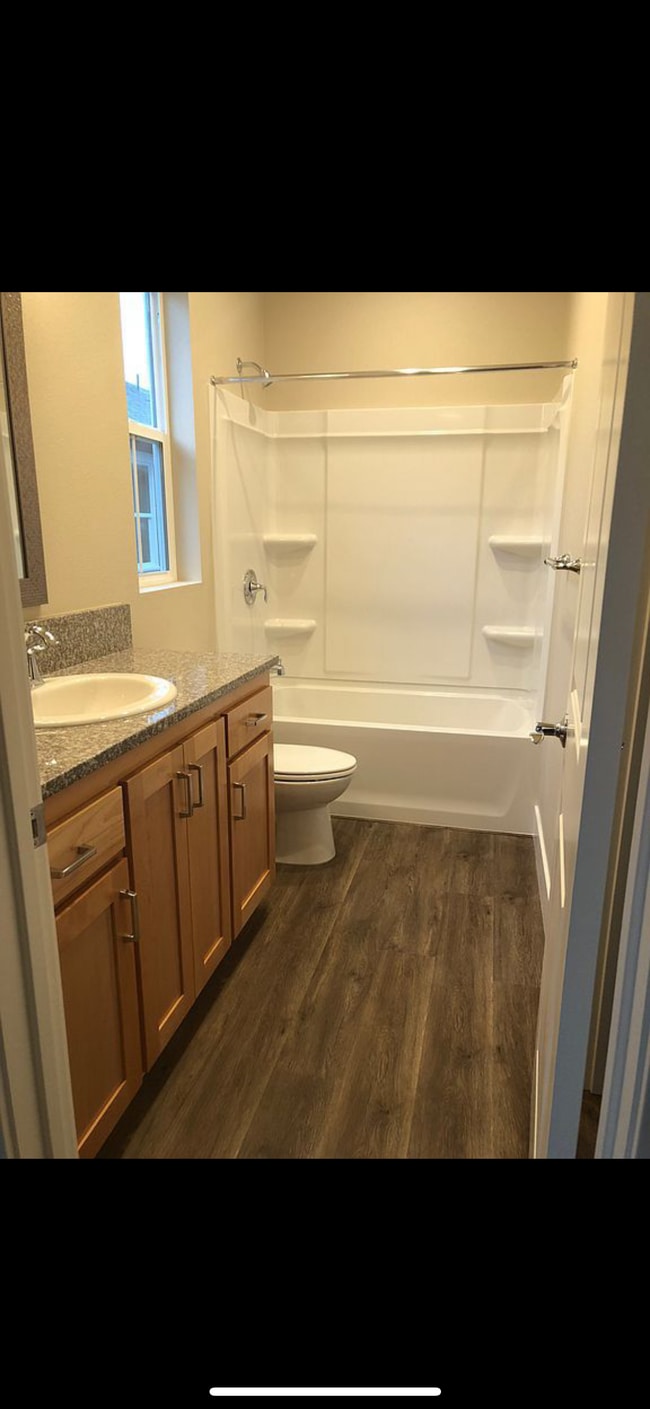 Building Photo - 28 Lipton Way