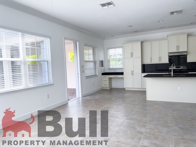 Building Photo - 14014 Dunant Ln