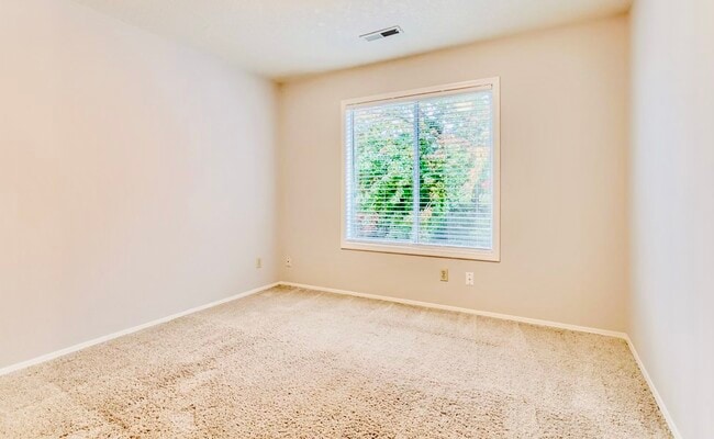 Building Photo - 16091 NW Joscelyn St