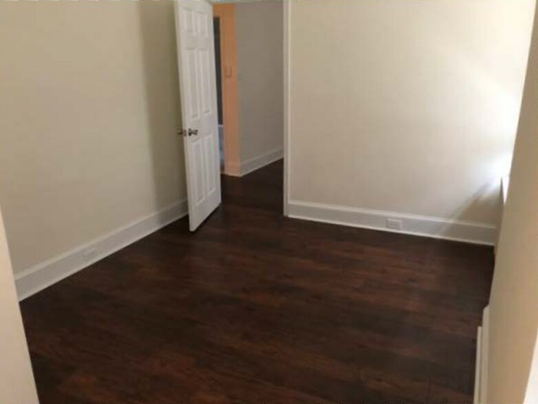 FF 2nd Bedroom - 117 Sumac St
