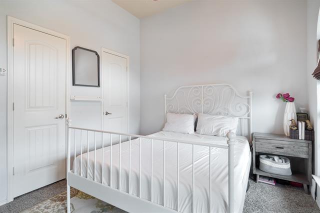 Building Photo - 1120 Cheyenne Dr