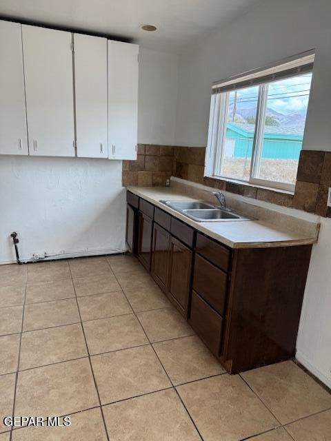 Building Photo - 4935 Guadalupe Dr