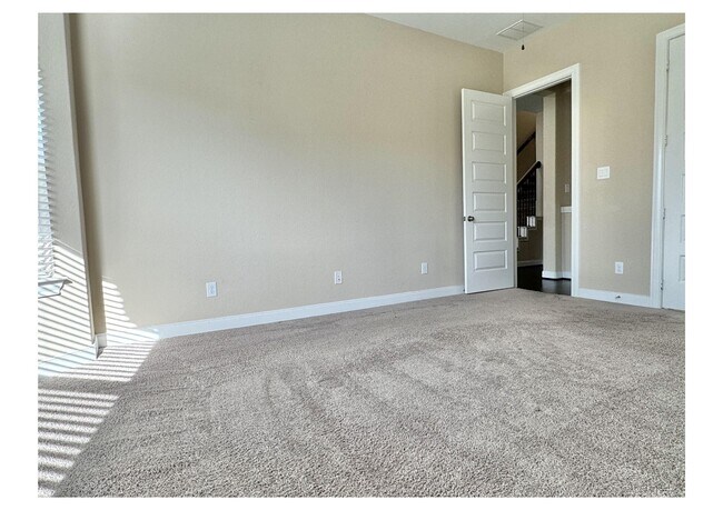 Building Photo - 27034 Triana River Cir