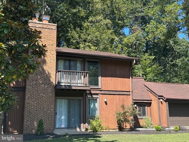 Building Photo - 6277 Occoquan Forest Dr
