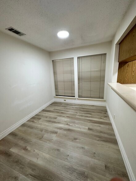 Building Photo - 3115 Helms