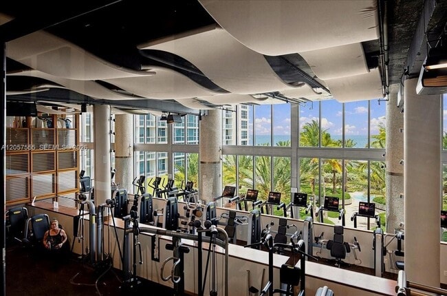 Building Photo - 6801 Collins Ave