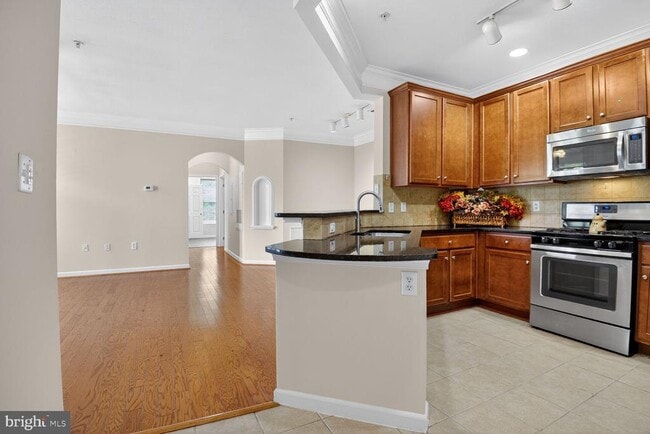 Building Photo - 503 Sunset View Terrace SE