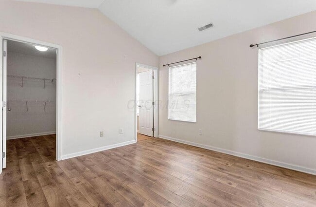 Building Photo - 408 Fuller's Cir