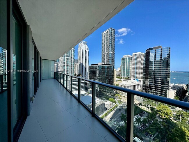 Building Photo - 1300 S Miami Ave