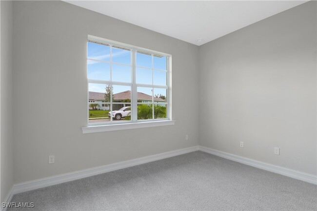 Building Photo - 335 Tamarindo Ln
