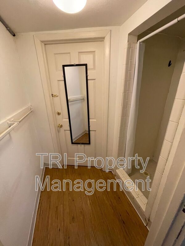 Building Photo - 1938 8th Ave