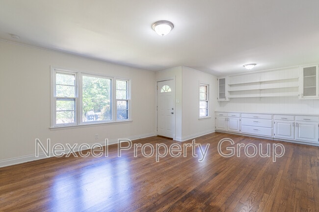 Building Photo - 6700 Blocker St