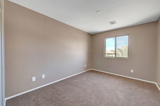 Building Photo - 3 Bedroom in Madeira Canyon!