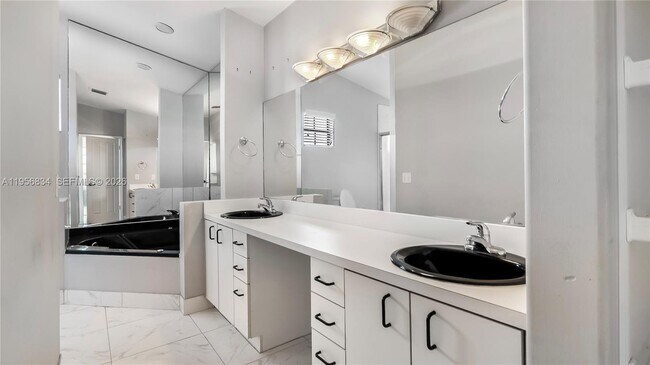 Building Photo - 20820 San Simeon Way