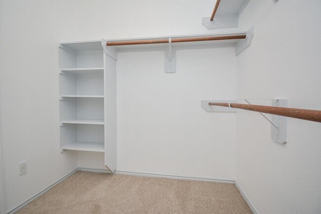 Building Photo - 20610 Hawkins Manor Ln
