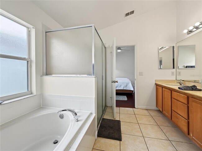 Building Photo - 8105 Santee Dr
