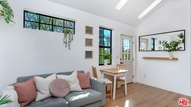 Building Photo - 6761 Case Ave