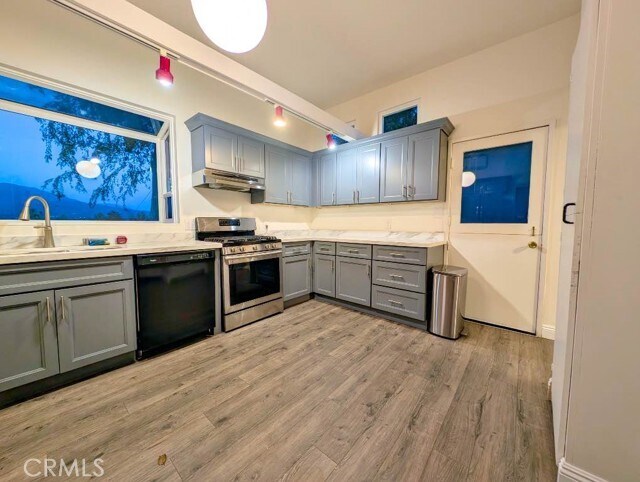 Building Photo - 31390 Mesa Dr